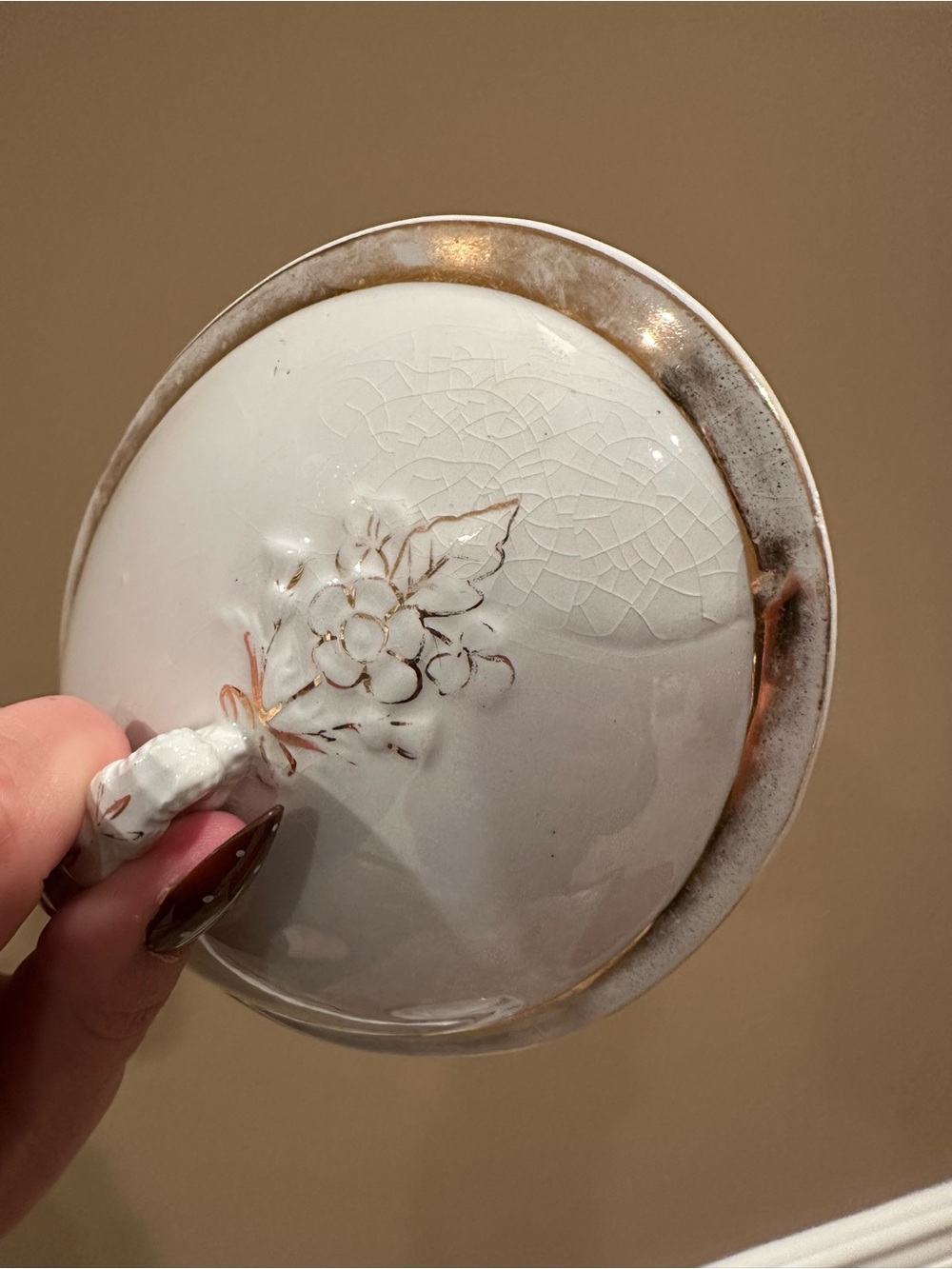 Anthony Shaw & Son White Opaque Stone China Butter Serving Dish with Gold Trim - Picture 3 of 9